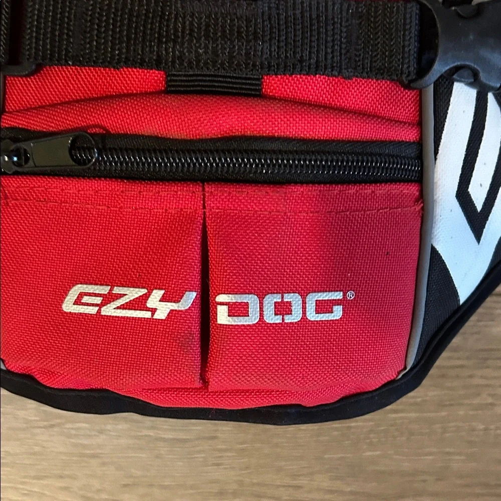 EZY DOG Red and‎ Black Dog Life Jacket Size MXS (Medium-Extra Small)